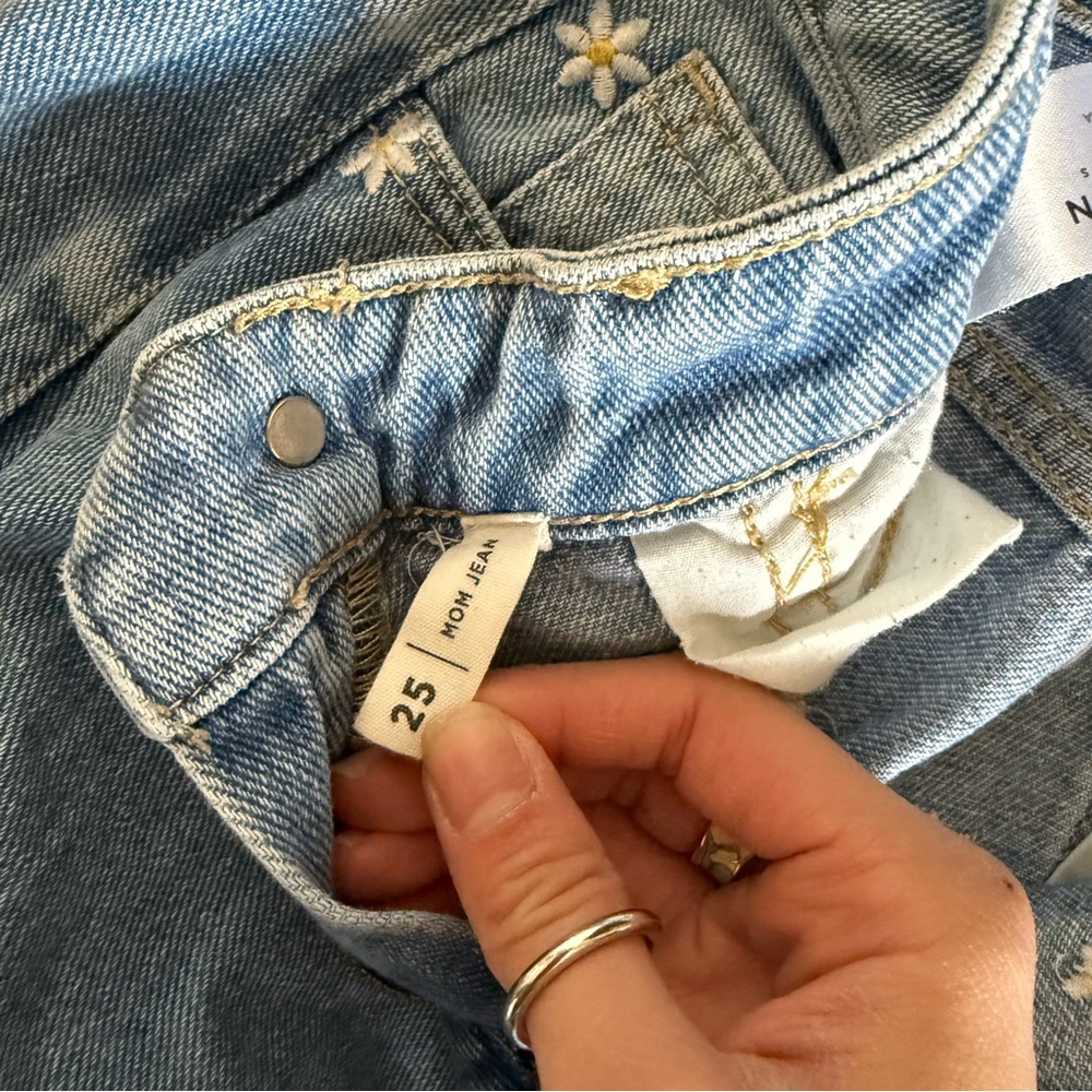 PacSun Raining Daisy Mom Jeans - Picture 3 of 6